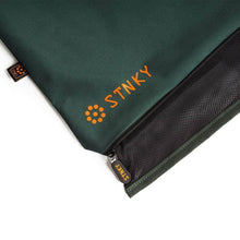 Load image into Gallery viewer, STNKY Bag Standard Forest Green Details 
