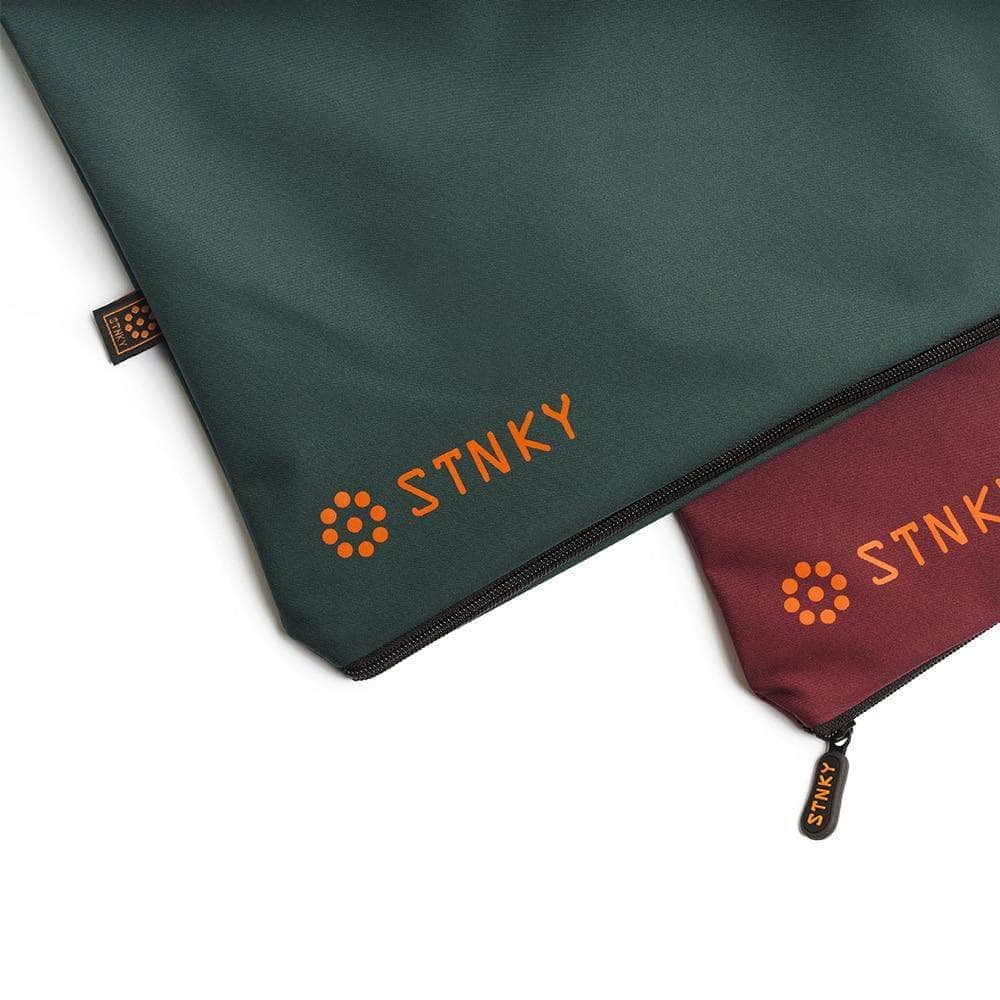 STNKY Bag XL Forest Green and Burgundy details