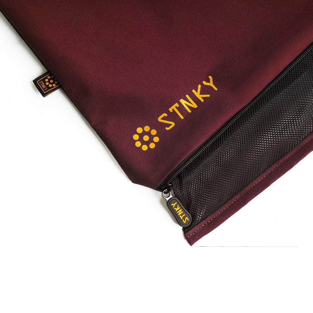 STNKY Standard Burgundy Details